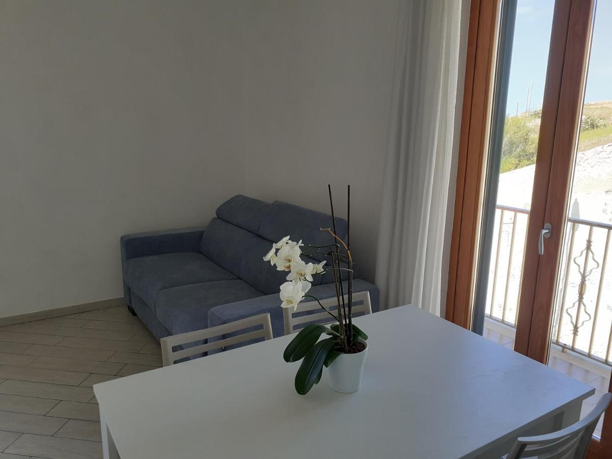 Tagliamento & Molo Apartment Vieste Bagian luar foto
